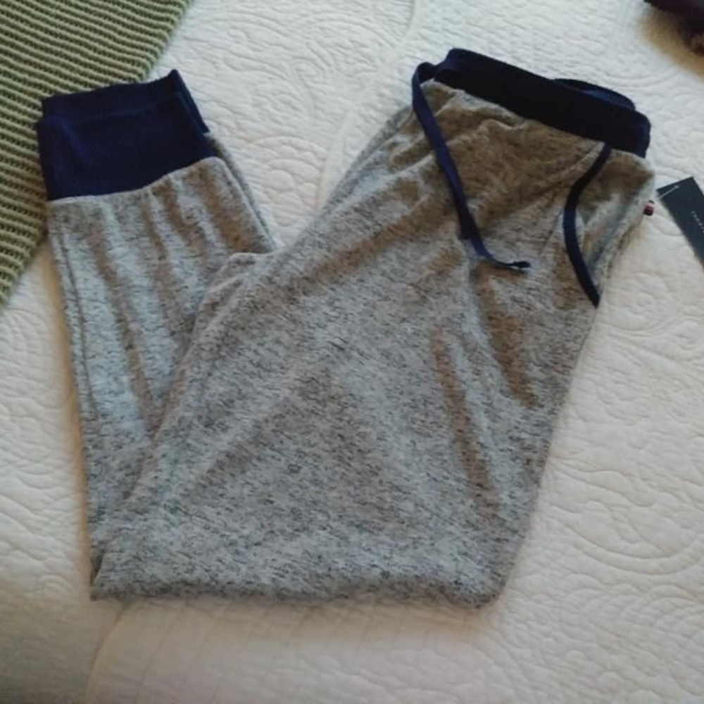 Tommy Hilfiger Women's Heather Gray Pajama Pants